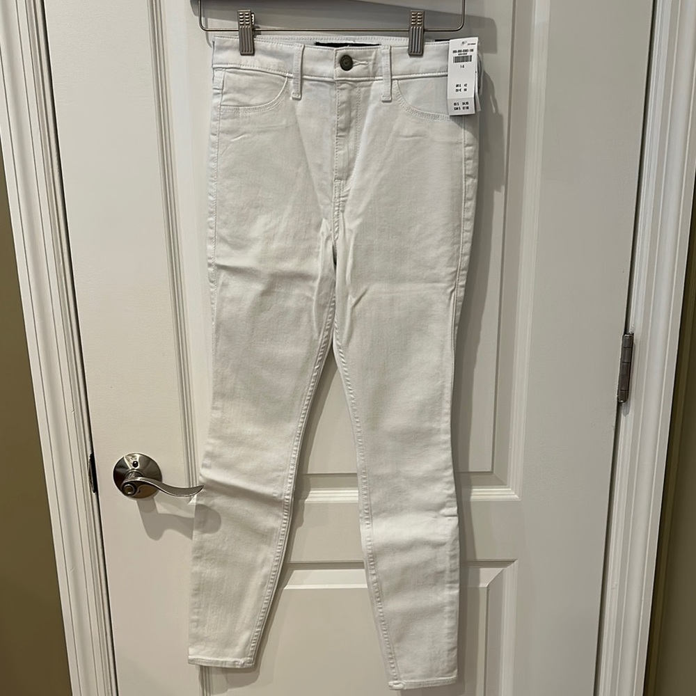 Hollister White High Rise Jeans Slim Fit
